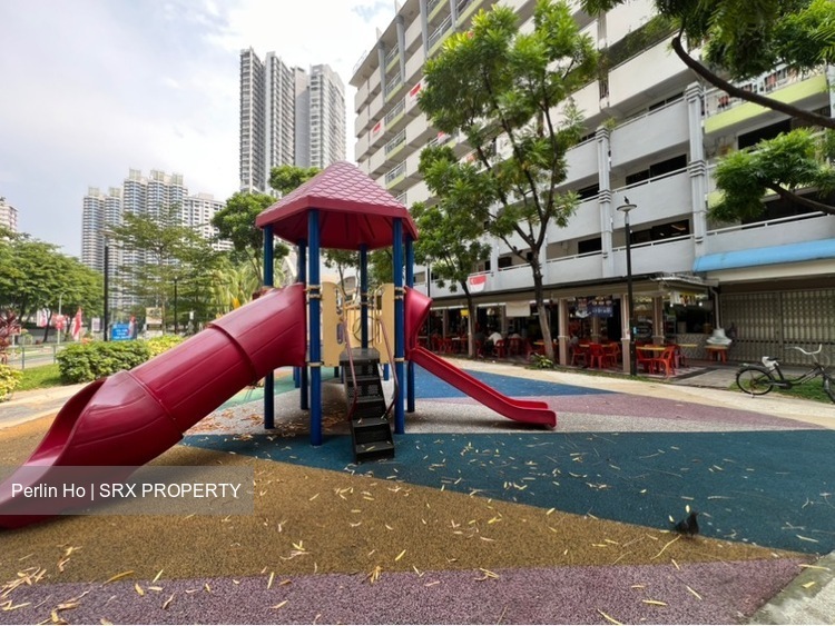 125A Lorong 2 Toa Payoh (D12), Retail #610333091